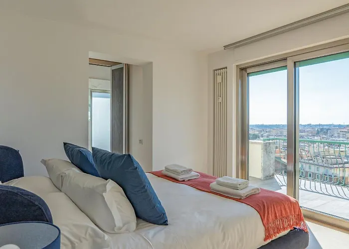 Easytopstay - From Above - With A View Apartment Rom