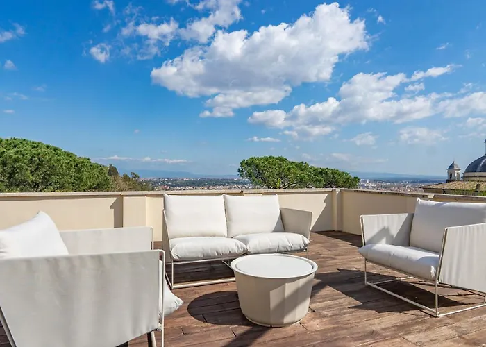 Easytopstay - From Above - With A View Apartment *