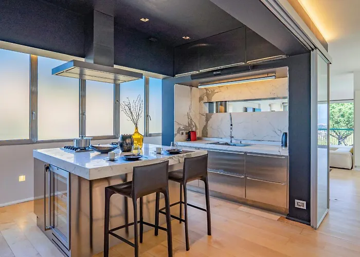 Easytopstay - From Above - With A View Apartment